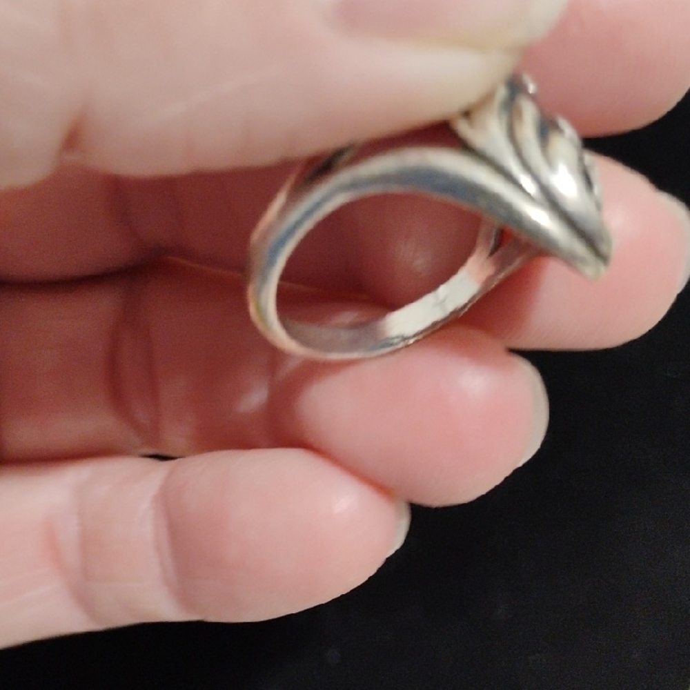 SALE! Vintage Sterling Silver & Black Onyx Navajo Ring W Scrollwork Sz.7 - Picture 10 of 11